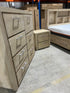 Avana 4 Piece Queen Bedroom Package In Natural Finish