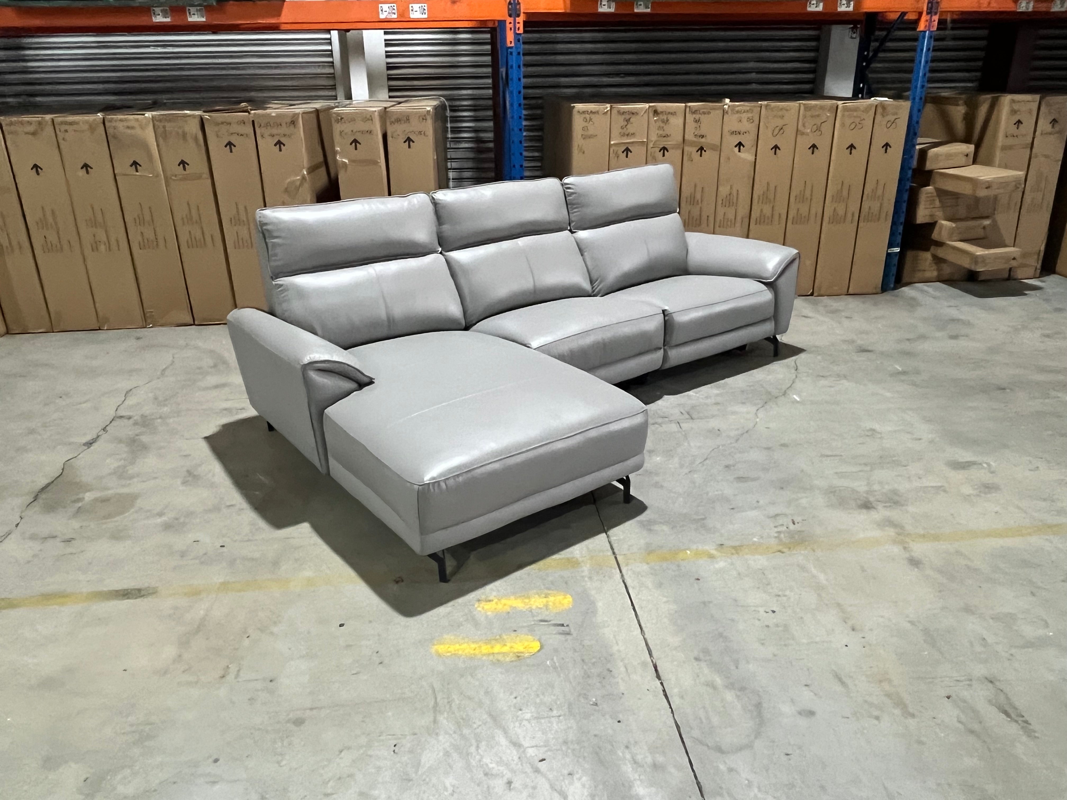 Lucca Left Chaise In Grey