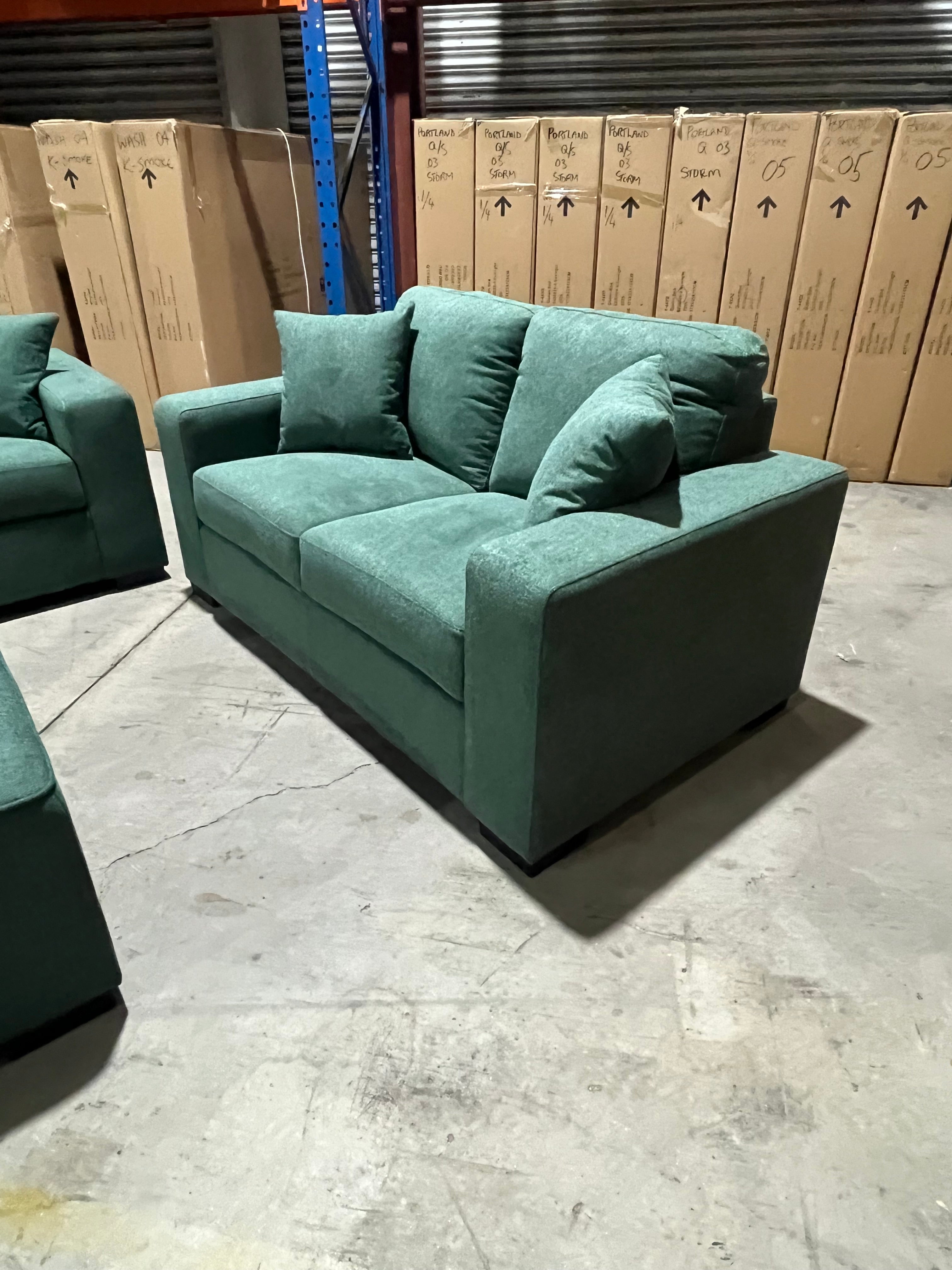 Amarda 3+2+scatters and ottoman in Green